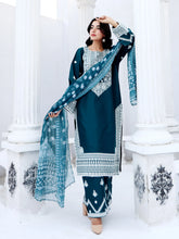 Teal Majesty – MFN076 - Maryam Fashions