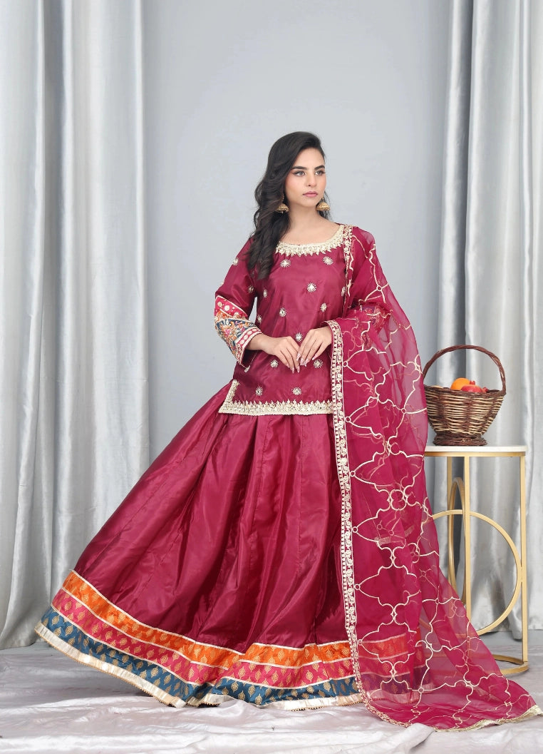 Mehroon Silk Embellished Suit – Maryam Fashions