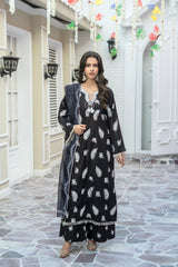Black Embroidered Winter Cotton Suit | Maryam Fashions