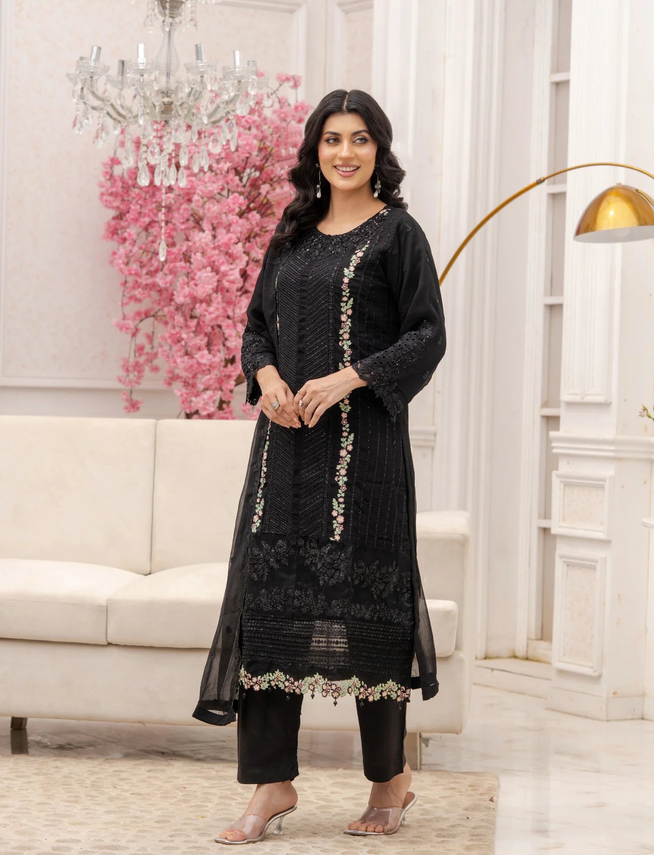 Black Chiffon Embroidered Suit – Maryam Fashions