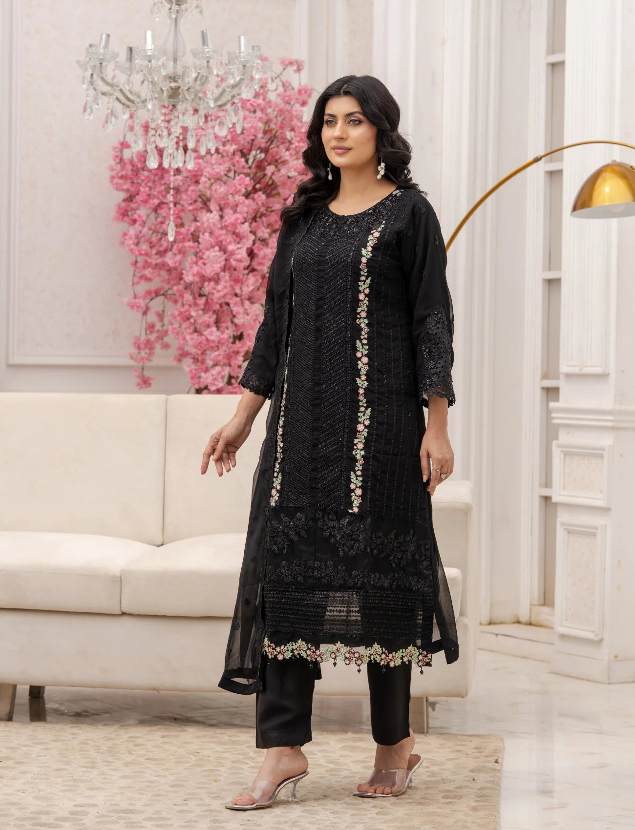 Black Chiffon Embroidered Suit – Maryam Fashions