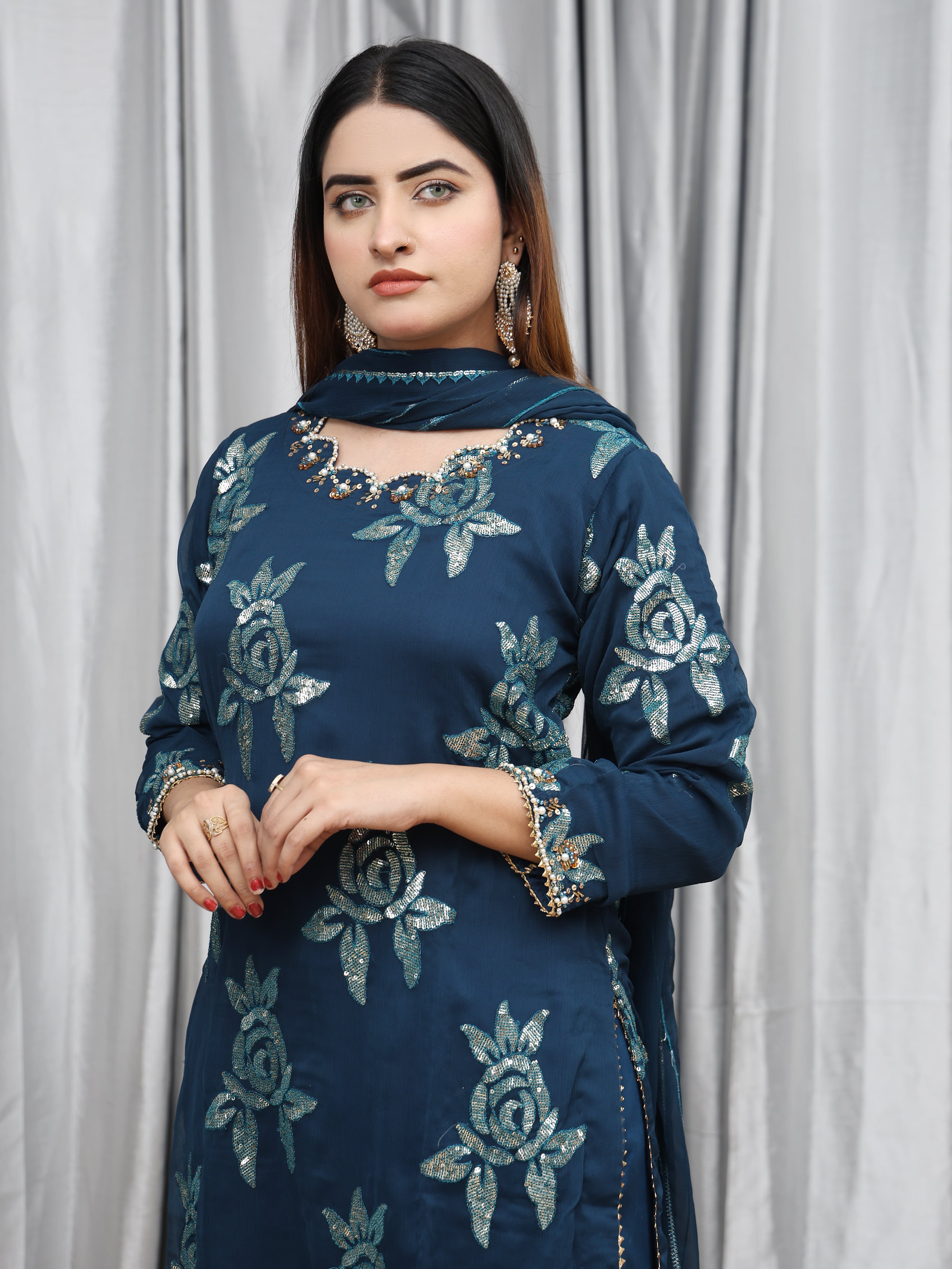 Zink Chiffon Suit – Maryam Fashions