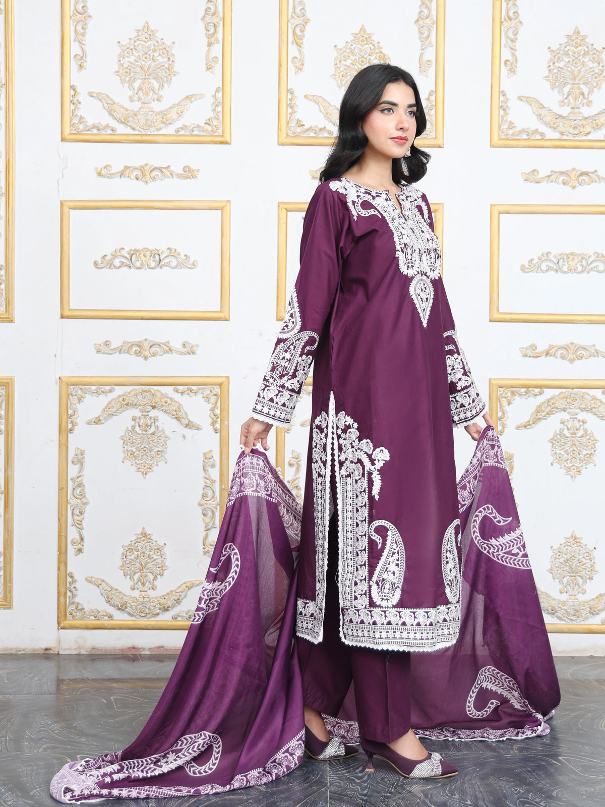 Plum Elegance – MFN071 - Maryam Fashions