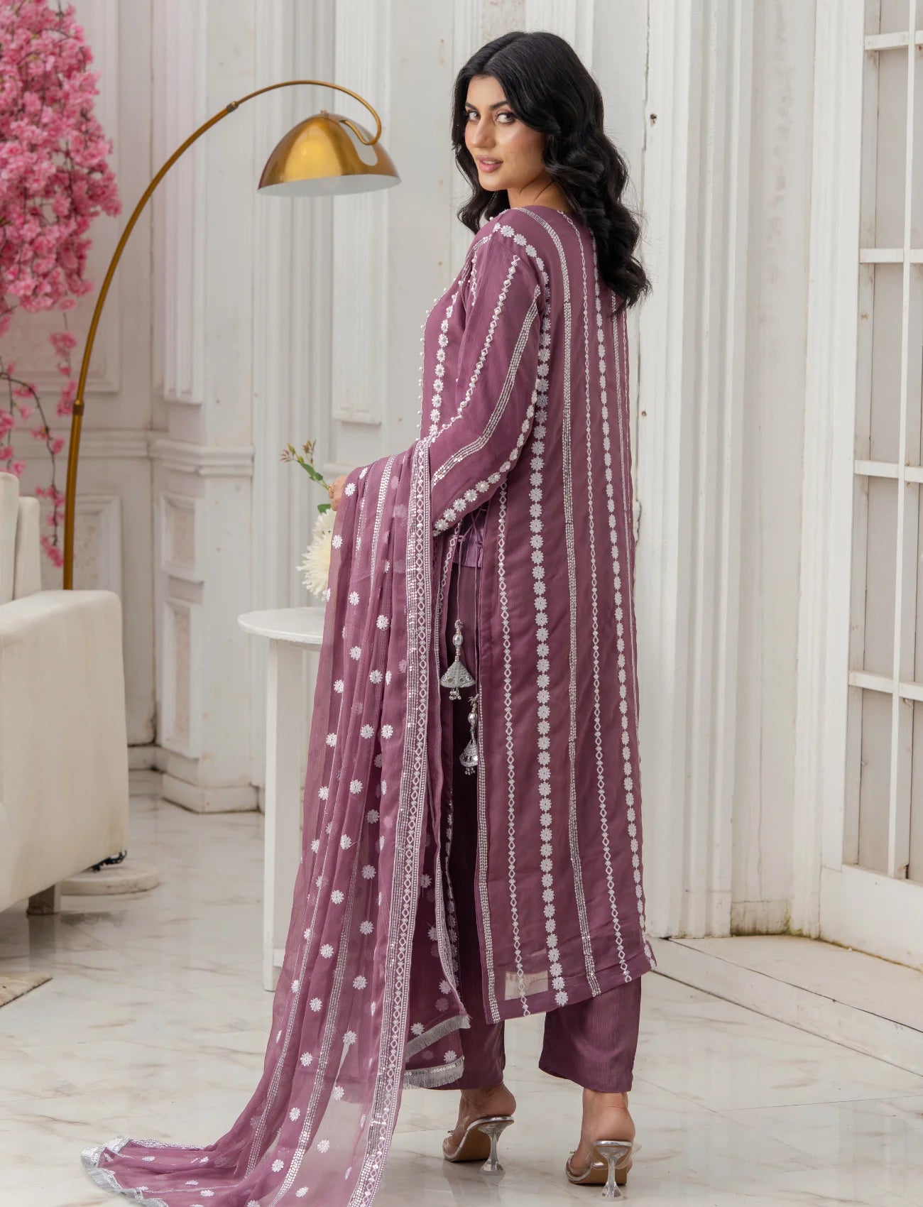 Lilac Chiffon Embroidered Suit – Maryam Fashions