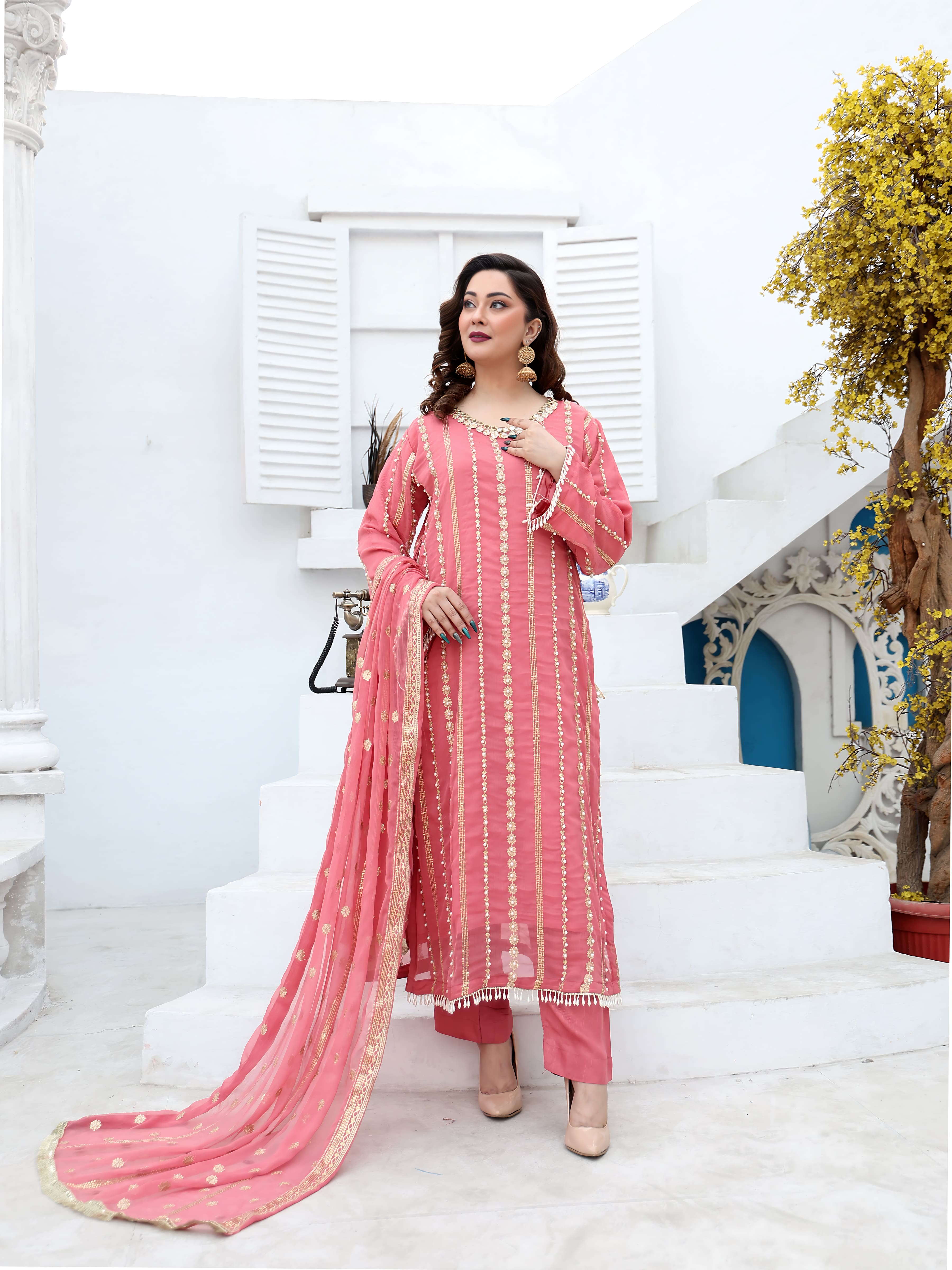 Gajri Chiffon Embroidered Suit – Maryam Fashions