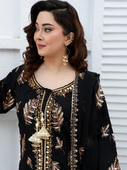Black Chiffon Embroidered Suit – Maryam Fashions