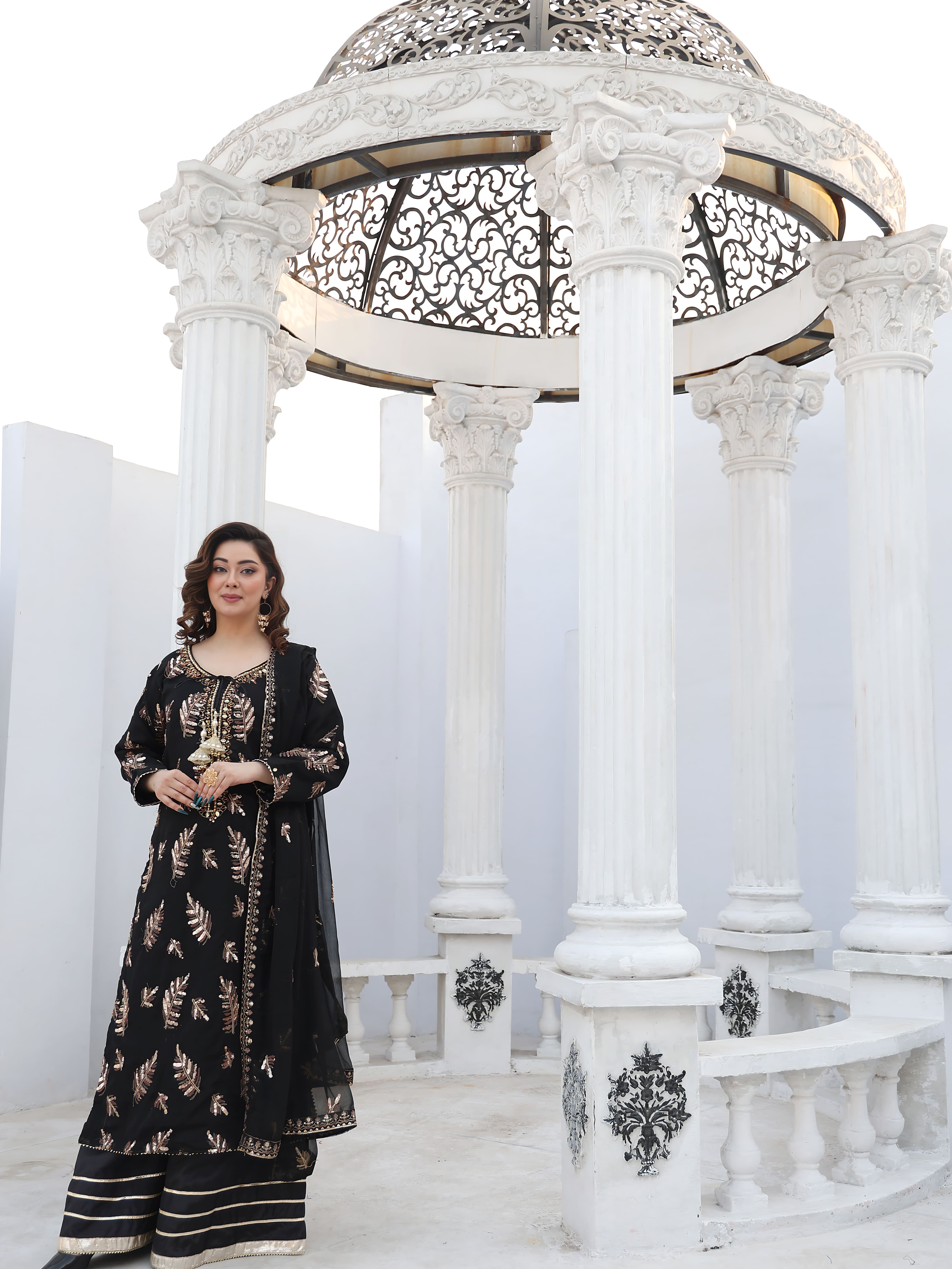 Black Chiffon Embroidered Suit – Maryam Fashions